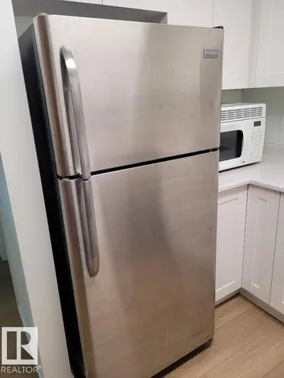 Interior photo 4 of #301 3507 60 ST NW