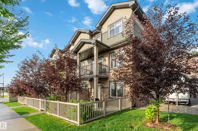 Interior photo 2 of 3 3305 Orchards LI SW SW