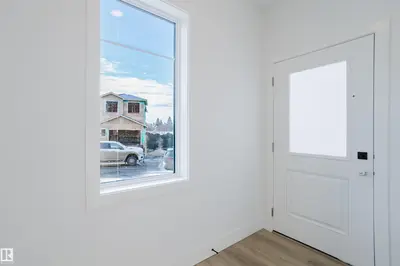 Interior photo 1 of 52 MEADOWGROVE LD