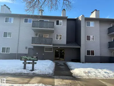 Interior photo 2 of #312 10838 108 Street NW