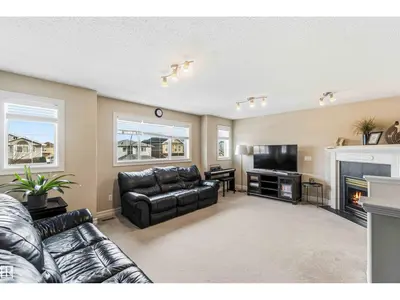 Interior photo 4 of 11715 167A AV NW