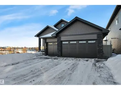 Interior photo 2 of 4001 47 AV