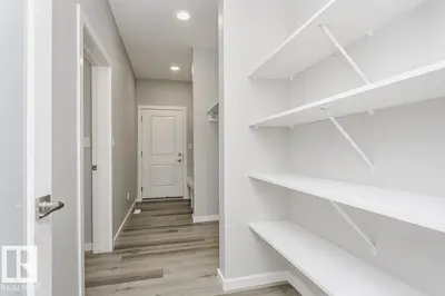 Interior photo 3 of 6235 29 AV SW