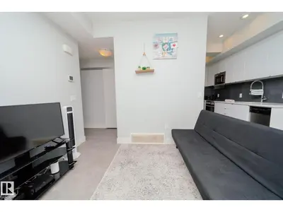 Interior photo 4 of #70 446 ALLARD BV SW