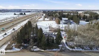 Interior photo 1 of 51548 RGE ROAD 232 NE