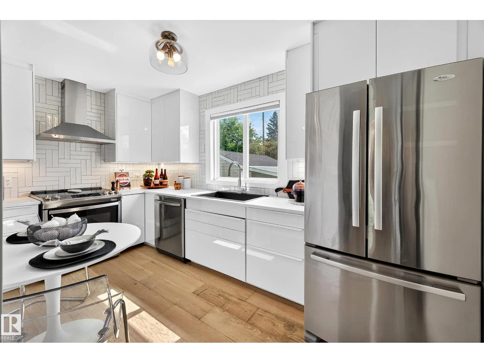 10507 69 AV NW, Edmonton - 4 bedroom Detached Single Family for sale