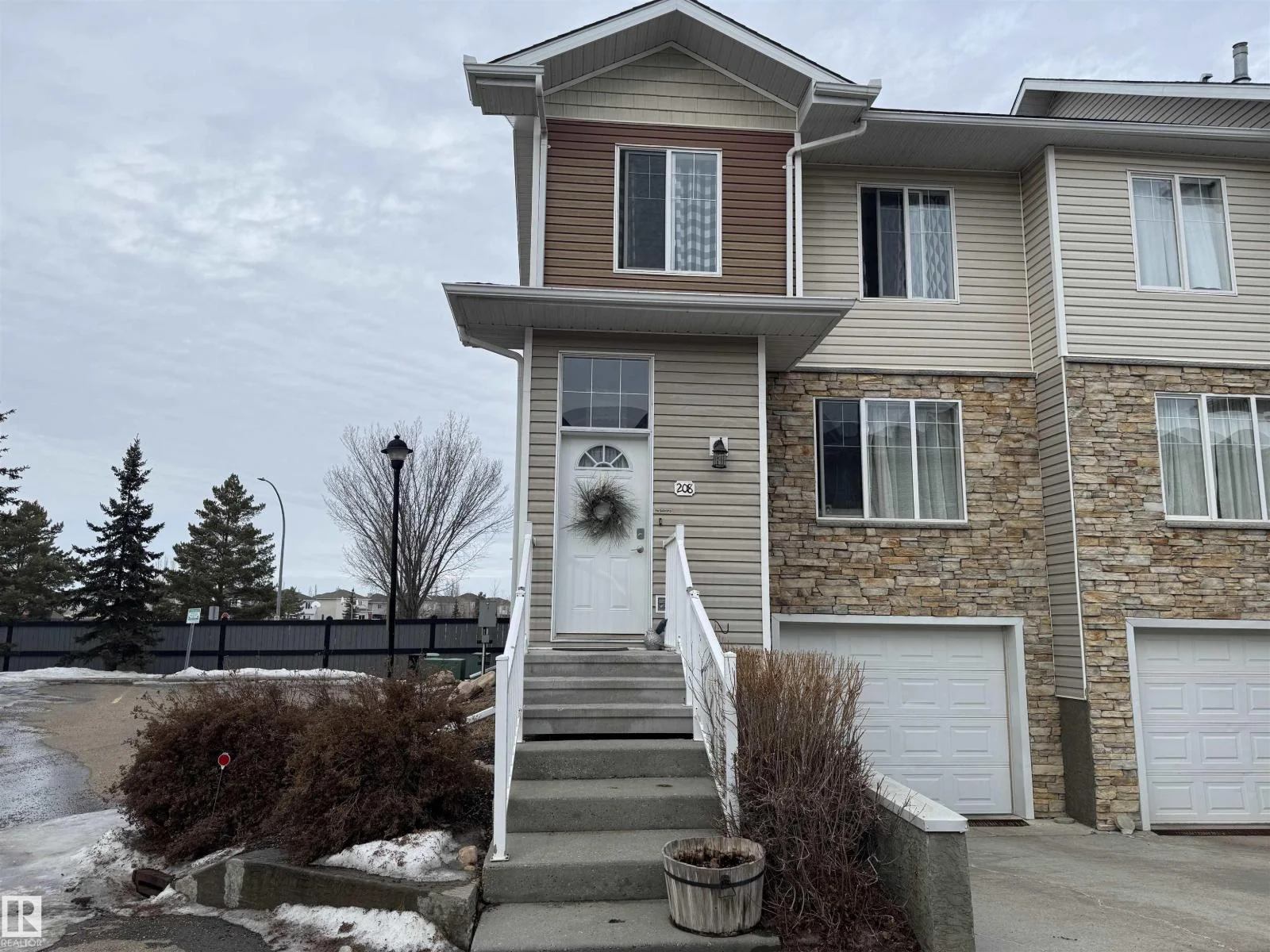 #208 178 Bridgeport BV, Leduc - 3 bedroom Townhouse for sale