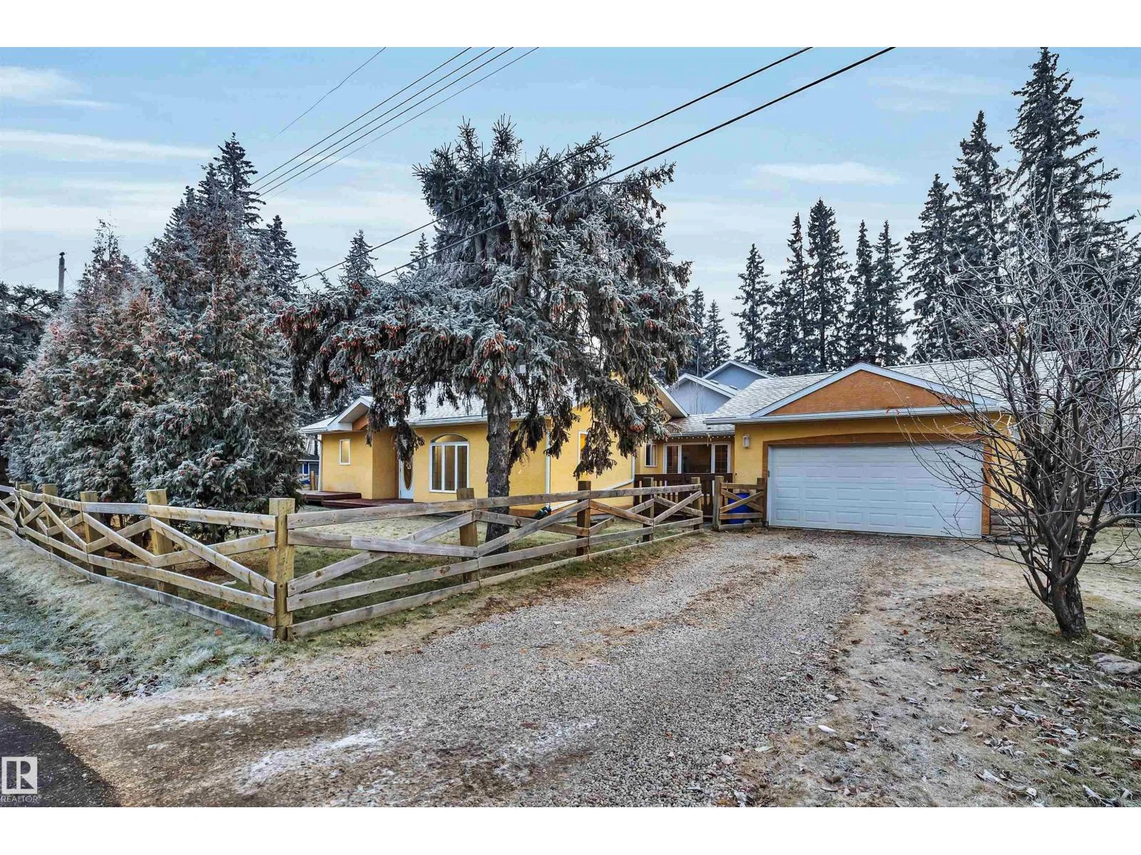 5220 47A AV, Rural Lac Ste. Anne County - 3 bedroom Detached Single Family for sale