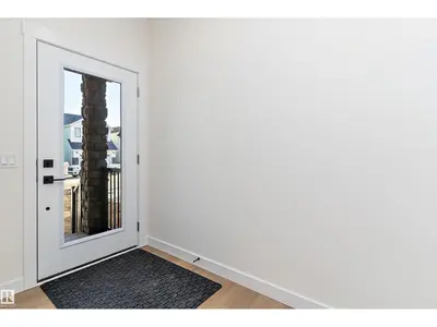 Interior photo 1 of 1084 Cristall Crescent SW