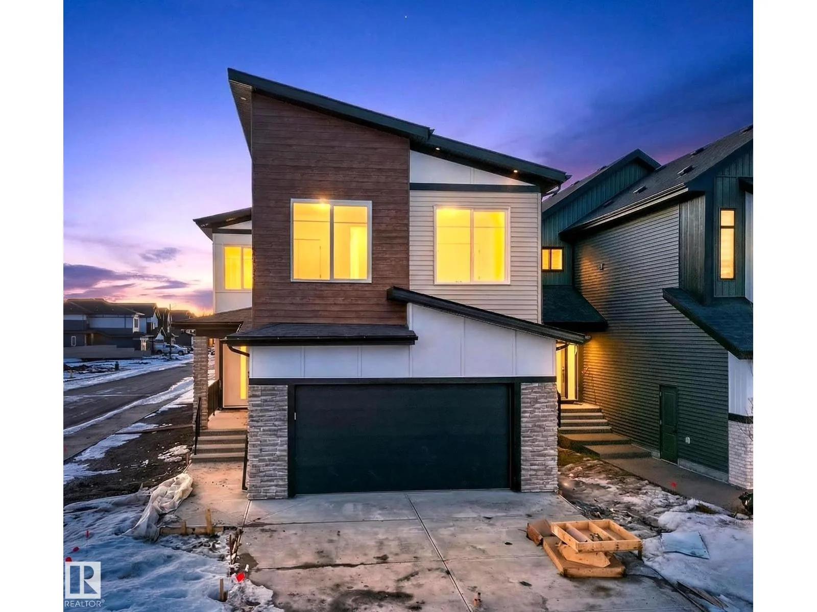 8924 Mayday Way SW, Edmonton - 5 bedroom Detached Single Family for sale