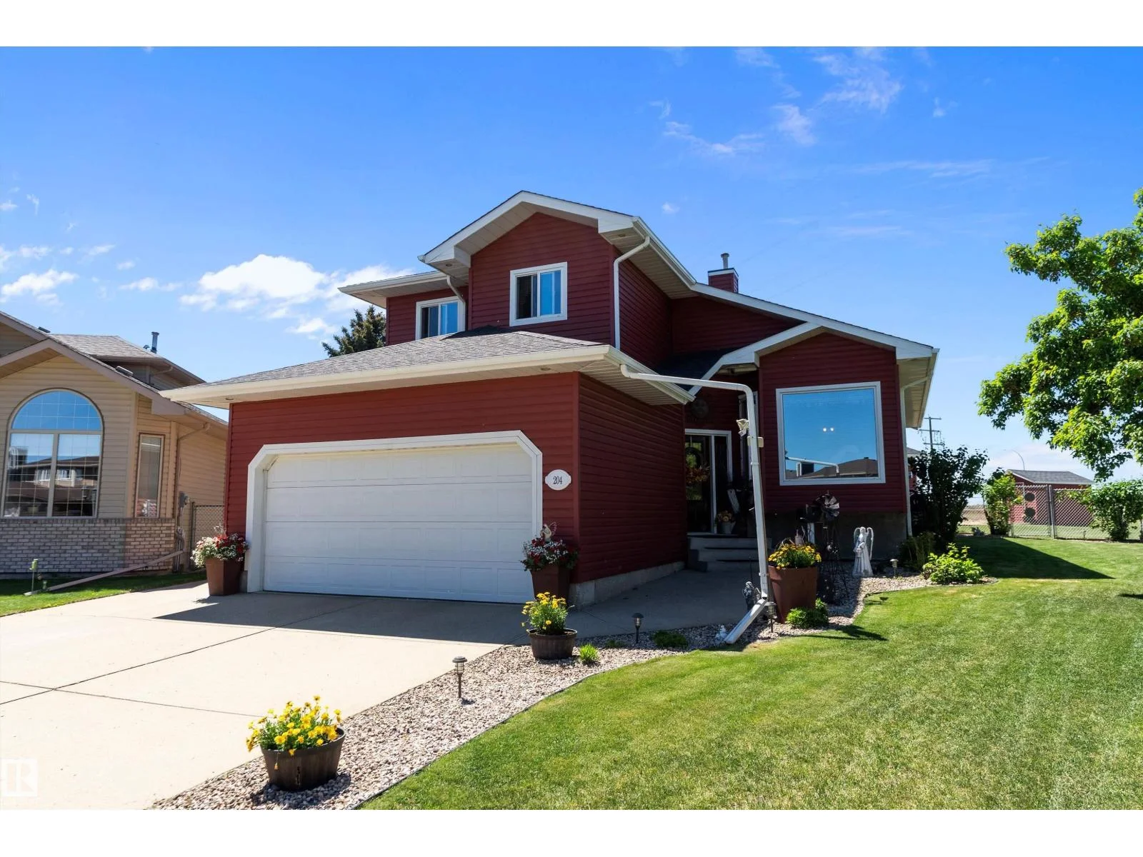 204 West Liberty CR, Millet - 3 bedroom Detached Single Family for sale