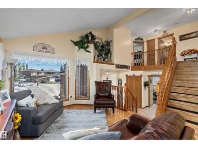 Interior photo 4 of 204 West Liberty CR