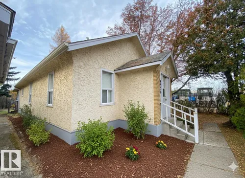 4928 50 ST, Gibbons - $199,900