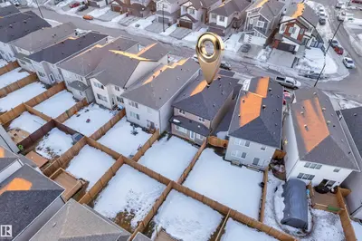 Interior photo 2 of 1667 13 ST NW