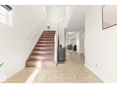 Interior photo 3 of 724 40 AV NW