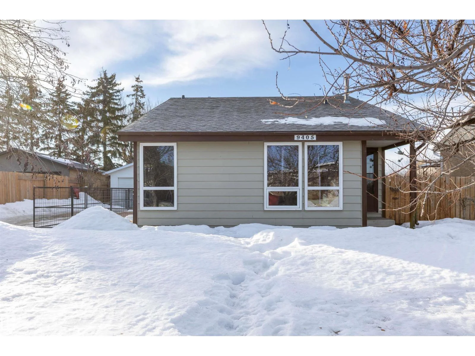 9405 98 AV, Morinville - 4 bedroom Detached Single Family for sale