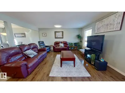 Interior photo 4 of 7515 10 AV NW