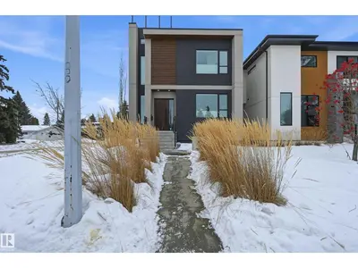 Interior photo 2 of 44B VALLEYVIEW CR NW