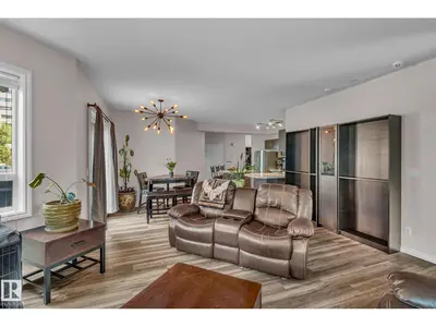 Interior photo 2 of 10046 110 ST NW