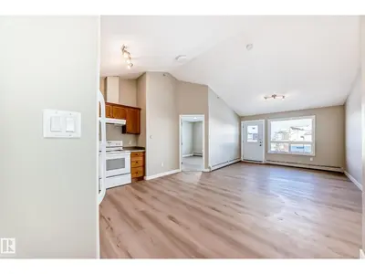 Interior photo 1 of #2422 320 CLAREVIEW STATION DR NW NW