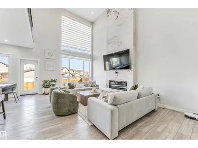 Interior photo 3 of 2404 13 AV NW