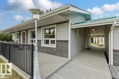 Interior photo 3 of #10 242020 TWP ROAD 473 A