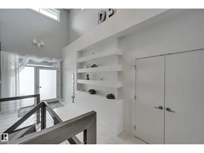 Interior photo 3 of 1311 HAINSTOCK WY SW