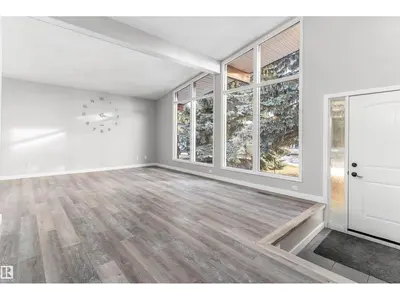 Interior photo 3 of 7204 10 AV NW