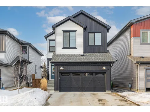 664 ASTORIA WY, Devon - $649,900