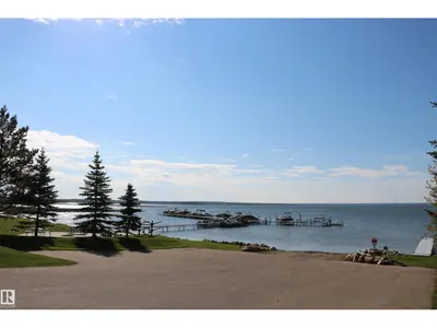 Interior photo 1 of 617 55101 Ste Anne TR