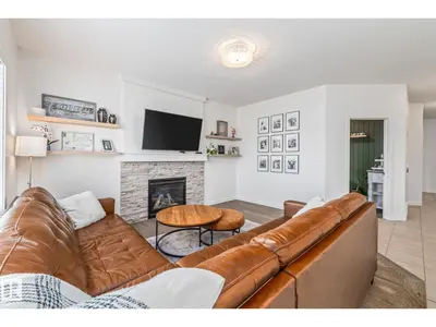 Interior photo 3 of 5713 42 ST