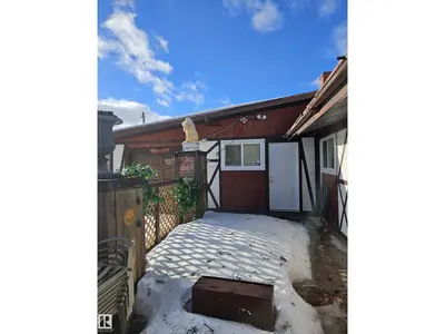 Interior photo 2 of 5314 57 ST