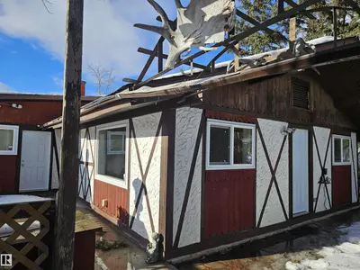 Interior photo 1 of 5314 57 ST