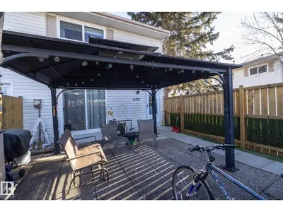 Interior photo 2 of 4371 46 ST