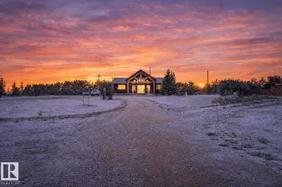 Interior photo 1 of 118 562115 RR 114