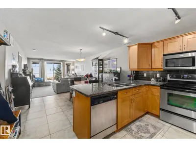 Interior photo 3 of #117 400 PALISADES WAY