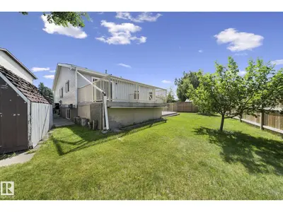 Interior photo 4 of 10458 14 AV NW NW