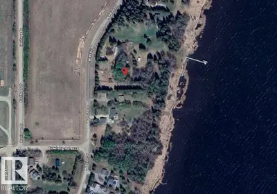 Interior photo 1 of 61076 TWP ROAD 462 A