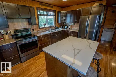 Interior photo 3 of 56430 Range Rd 113