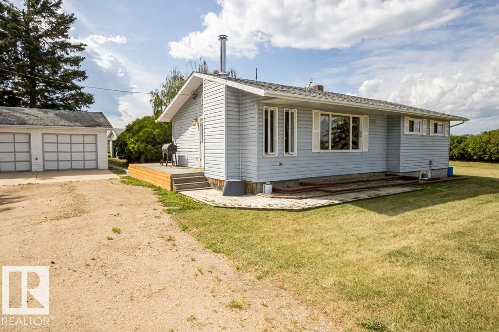 56430 Range Rd 113, Rural St. Paul County - 4 bedroom Detached Single Family for sale