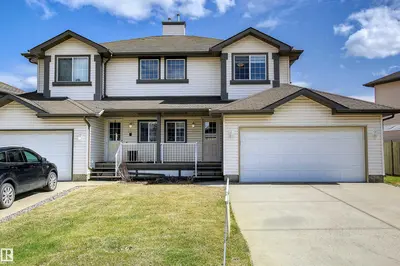 Interior photo 2 of 8129 7 AV SW