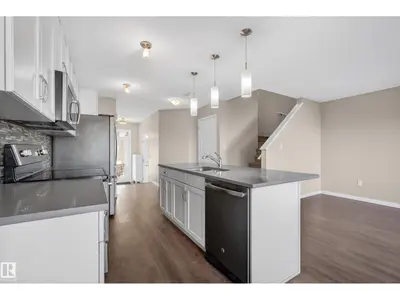 Interior photo 4 of 2786 COUGHLAN GR SW