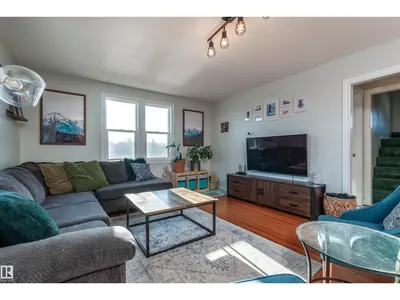 Interior photo 4 of #43 50220 RR 202