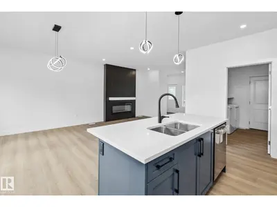 Interior photo 4 of 5109 55 street