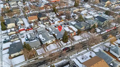 Interior photo 3 of 12931/33 123 ST NW NW