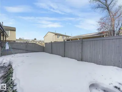 Interior photo 3 of 12 AKINSDALE GARDENS