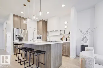 Interior photo 4 of 20707 43 AV NW