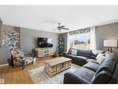 Interior photo 4 of 6008 54 AV