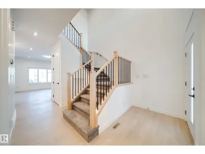 Interior photo 2 of 22 BLACKBIRD BN