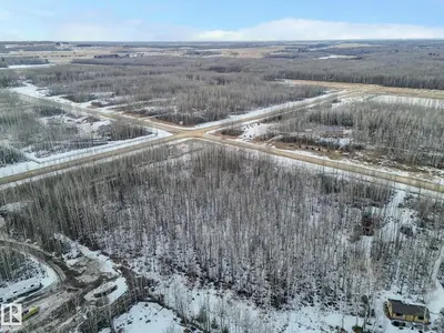 Interior photo 4 of #118 473060 RGE ROAD 280